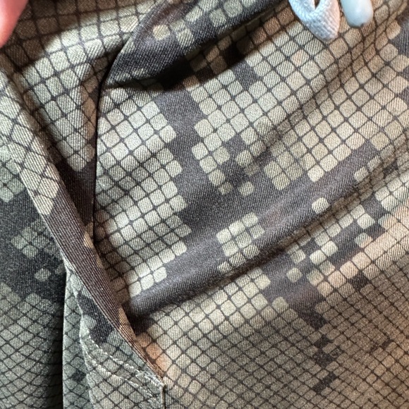 Lululemon Jet Crop Slim Pants - Size 12 - Picture 11 of 16